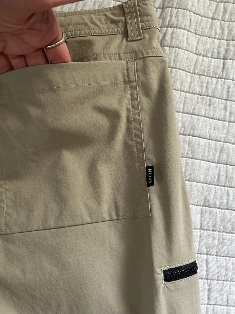 REI co-op light tan nylon outdoor hiking work casual Gorpcore pants 34” men’s - Picture 10 of 12